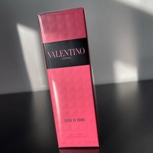 Valentino Donna Born in Roma Pink Perfume